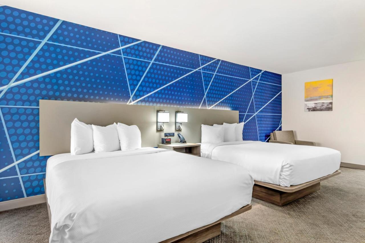 Comfort Inn & Suites Irving Las Colinas Dfw Экстерьер фото